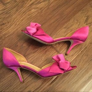 Kate Spade Sala Bow pump in pink!!